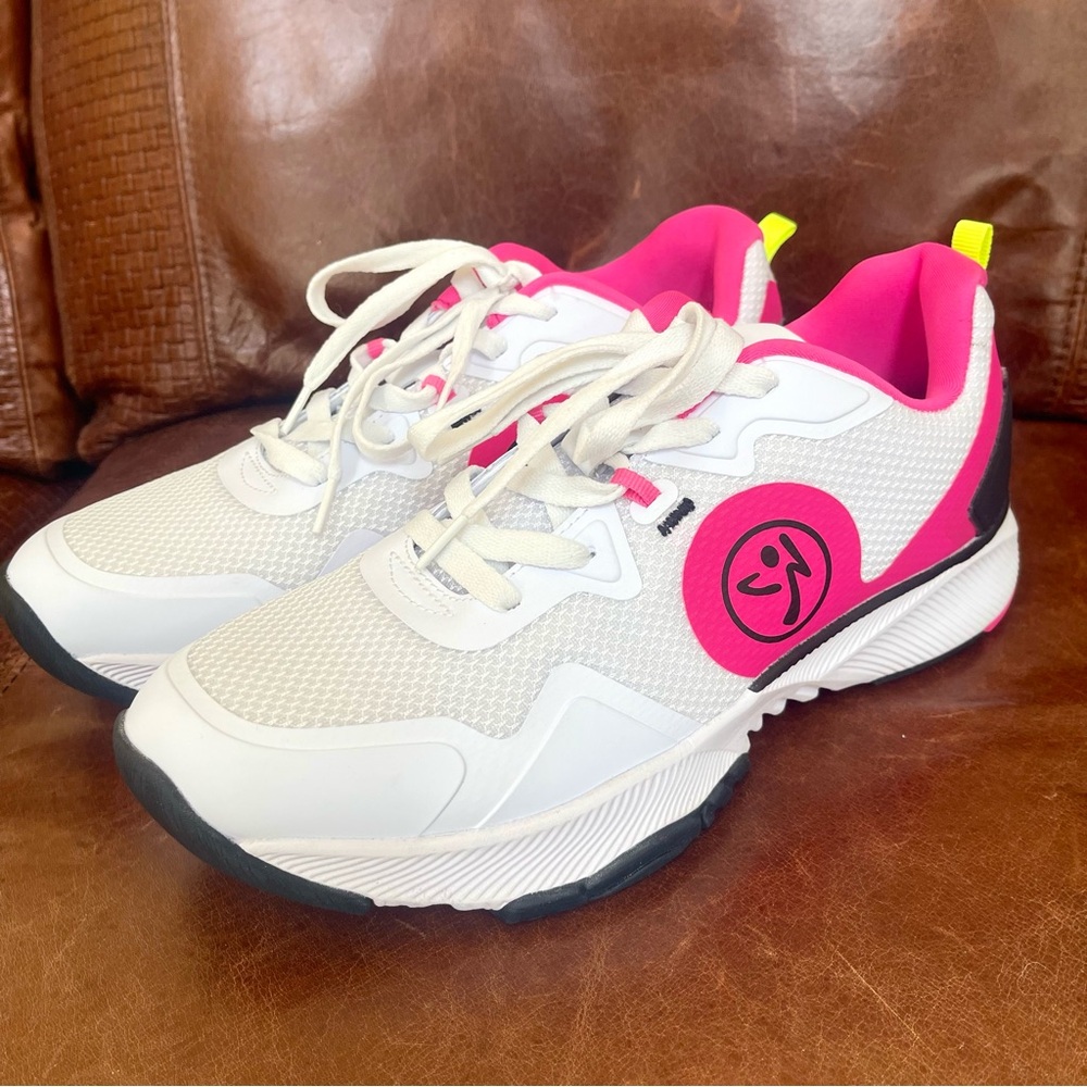 Zumba Train Fitness Trainers Sneakers Designed For High Energy Activities Dance - Picture 6 of 16